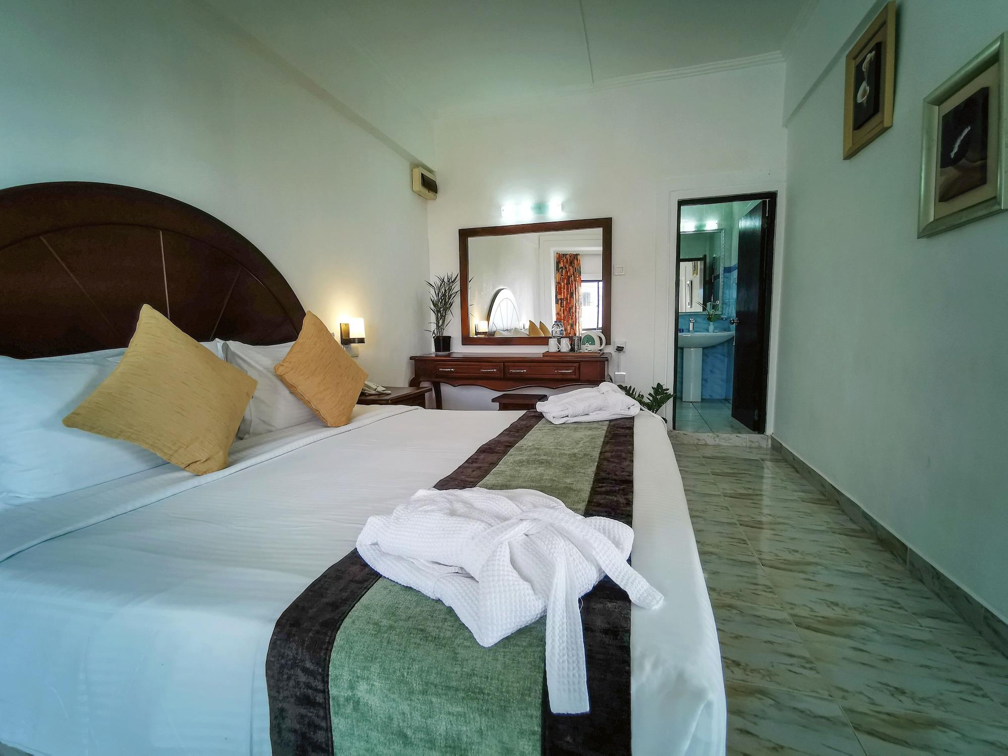 Camelot Beach Hotel Negombo Eksteriør billede